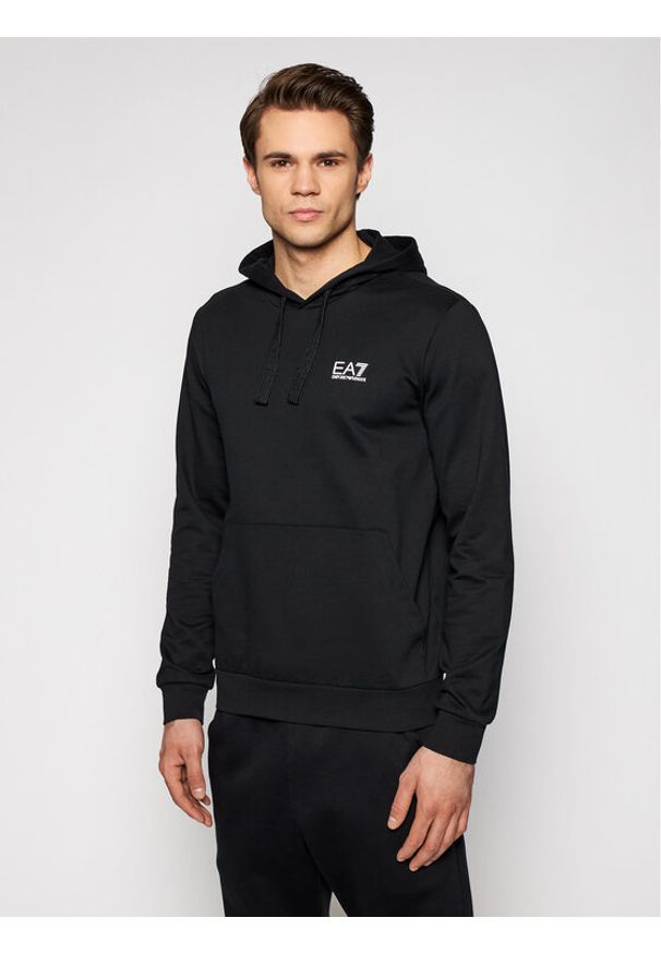EA7 Emporio Armani Bluza 8NPM04 PJ05Z 1200 Czarny Regular Fit. Kolor: czarny. Materiał: bawełna