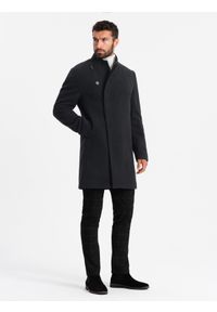 Ombre Clothing - Męski płaszcz z wysokim kołnierzem i asymetrycznym zapięciem – czarny V2 - Rozmiar: XXL. Okazja: na co dzień. Typ kołnierza: kołnierzyk stójkowy. Kolor: czarny. Materiał: wiskoza, poliester, materiał, syntetyk, włókno. Długość: długie. Wzór: aplikacja, jednolity. Styl: wizytowy, casual, elegancki #4