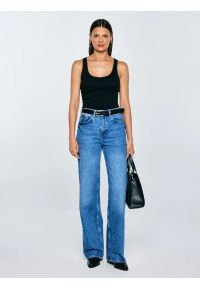 Big-Star - Koszulka damska na ramiączkach czarna Alena 906. Kolor: czarny. Materiał: skóra, bawełna, elastan. Długość rękawa: na ramiączkach. Styl: elegancki, klasyczny, sportowy #4