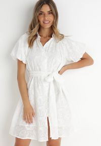 Born2be - Biała Sukienka z Bawełny Zanpey. Kolor: biały. Materiał: bawełna. Wzór: haft. Styl: elegancki. Długość: mini #1