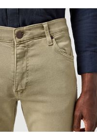 Wrangler - MESKIE SPODNIE WRANGLER GREENSBORO DARK TEA 112362437 #3