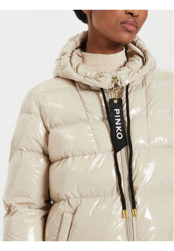 Pinko - PINKO Kurtka zimowa Eleodoro 101597 A11K Beżowy Regular Fit. Kolor: beżowy. Materiał: syntetyk. Sezon: zima