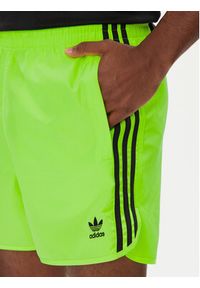 Adidas - adidas Szorty sportowe adicolor Classics Sprinter JY1269 Zielony Regular Fit. Kolor: zielony. Materiał: syntetyk. Styl: sportowy #3