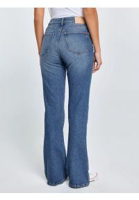 Big-Star - Jeansy damskie bootcut niebieskie Chiara 333. Stan: podwyższony. Kolor: niebieski. Styl: retro #4