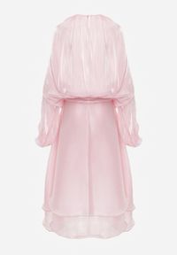 Renee - Różowa Rozkloszowana Sukienka Wieczorowa z Szyfonowej Tkaniny Amanna. Kolor: różowy. Materiał: tkanina, szyfon. Wzór: gładki, aplikacja. Typ sukienki: rozkloszowane. Styl: wizytowy #8