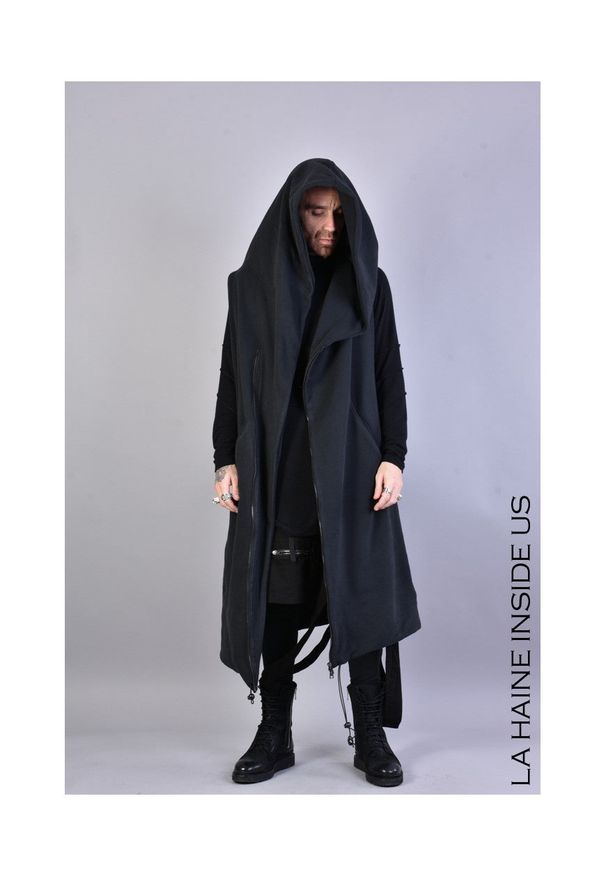 La Haine Inside Us Bezrękawnik UNISEX "LM011" | A23113M LM011 | UNISEX | Mężczyzna | Czarny. Typ kołnierza: kaptur. Kolor: czarny. Materiał: bawełna, poliester. Długość rękawa: bez rękawów. Długość: długie