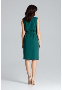 Lenitif - Elegancka ołówkowa kopertowa sukienka z paskiem zielona. Okazja: do pracy. Typ kołnierza: dekolt kopertowy. Kolor: zielony. Typ sukienki: ołówkowe, kopertowe. Styl: elegancki #4