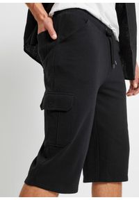 bonprix - Długie dresowe bermudy bojówki z czystej bawełny, regular fit. Kolor: czarny. Materiał: bawełna, dresówka. Długość: długie #2