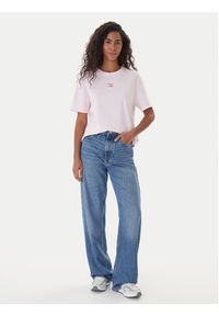 Tommy Jeans T-Shirt Badge DW0DW22202 Różowy Boxy Fit. Kolor: różowy. Materiał: bawełna #4