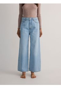 Reserved - Jeansy culotte z wysokim stanem - niebieski. Stan: podwyższony. Kolor: niebieski #1