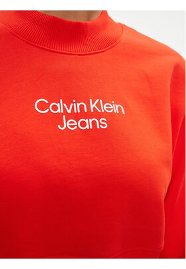Calvin Klein Jeans Bluza Stacked Institutional J20J221466 Czerwony Regular Fit. Kolor: czerwony. Materiał: bawełna