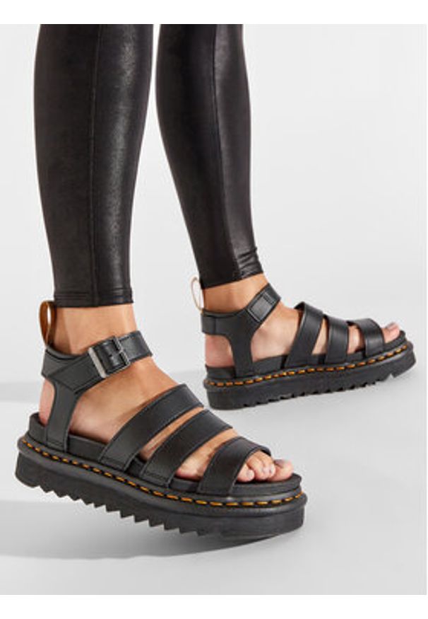 Dr. Martens Sandały V Blaire 23806001 Czarny. Kolor: czarny. Materiał: skóra