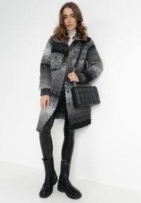 Born2be - Szary Płaszcz Wełniany Yoralin. Kolor: szary. Materiał: wełna. Długość rękawa: długi rękaw. Długość: długie. Wzór: gradientowy, ze splotem. Sezon: jesień. Styl: vintage #4