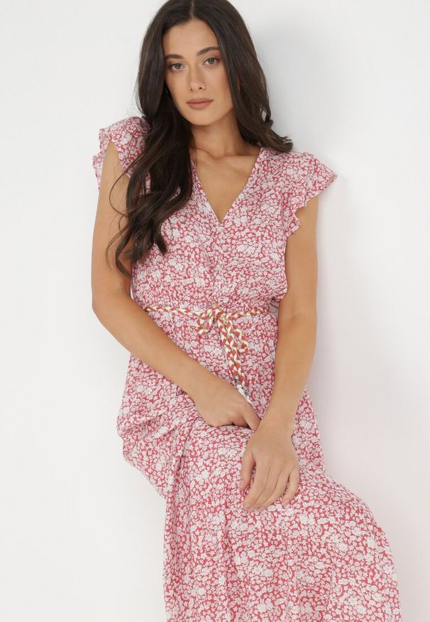 Born2be - Biało-Czerwona Sukienka z Paskiem Phenaleia. Kolor: czerwony. Materiał: wiskoza, materiał, skóra, tkanina. Wzór: kwiaty, nadruk, aplikacja. Styl: boho. Długość: maxi