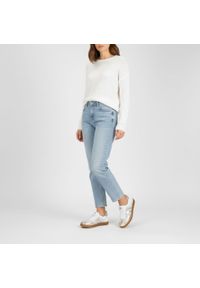 Sneakersy damskie Armodo, cholewka ze skóry naturalnej gładka konstrukcja z dekoracyjnymi wstawkami klasyczne sznurowanie niska wygodna podeszwa, bia. Okazja: na co dzień. Zapięcie: sznurówki. Kolor: biały. Materiał: skóra. Szerokość cholewki: normalna. Wzór: gładki. Styl: klasyczny #3