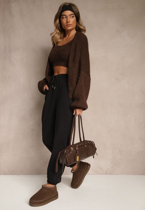 Renee - Czarne Dresowe Spodnie z Bawełny z Ociepleniem Ozdobione Sznurkiem Citila. Okazja: na co dzień. Stan: podwyższony. Kolor: czarny. Materiał: bawełna, dresówka. Wzór: aplikacja. Styl: casual