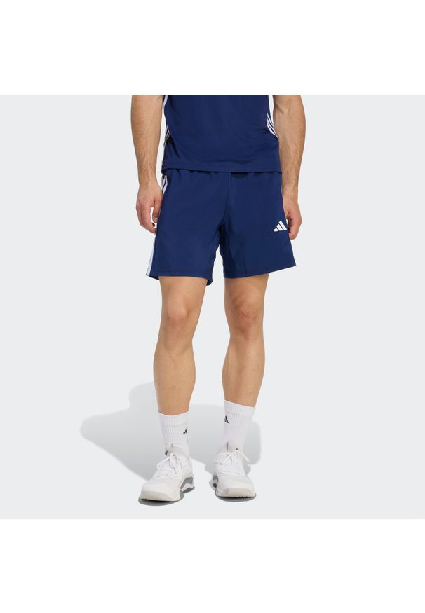 Adidas - Szorty Treningowe Workout Essentials Base 3 Stripes Woven. Kolor: niebieski, wielokolorowy, biały. Technologia: ClimaCool (Adidas). Sport: fitness