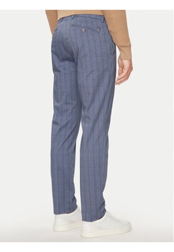 Bugatti Chinosy 4134 56369A Niebieski Slim Fit. Kolor: niebieski. Materiał: bawełna