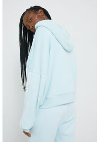 adidas Originals bluza bawełniana damska z kapturem z aplikacją. Typ kołnierza: kaptur. Kolor: niebieski. Materiał: bawełna. Wzór: aplikacja #3