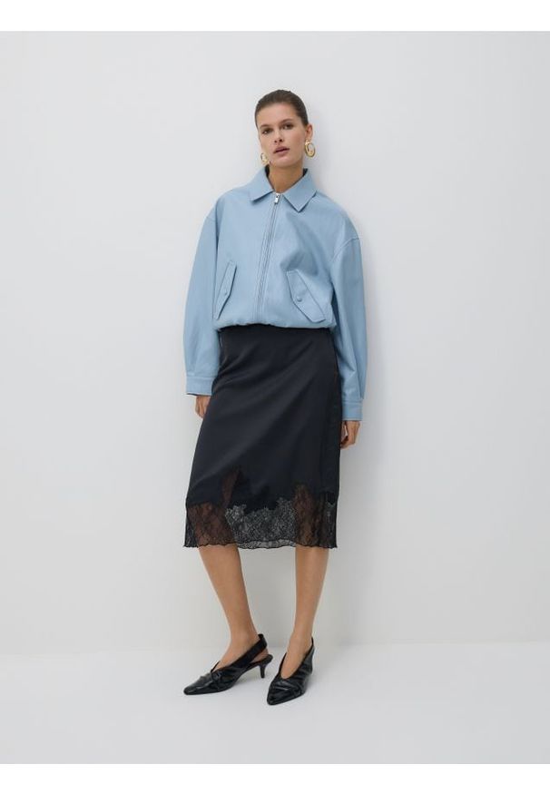 Reserved - Spódnica z koronką - czarny. Kolor: czarny. Materiał: koronka. Wzór: koronka