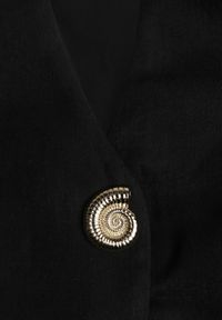 Born2be - Czarna Sukienka Taliowana Wiązana na Szyi z Ozdobnymi Guzikami Cilamene. Okazja: na co dzień. Kolor: czarny. Materiał: poliester. Wzór: aplikacja. Styl: casual, elegancki, klasyczny #4