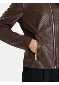 Guess Kurtka z imitacji skóry W6RL52 WL850 Brązowy Regular Fit. Kolor: brązowy. Materiał: skóra #5