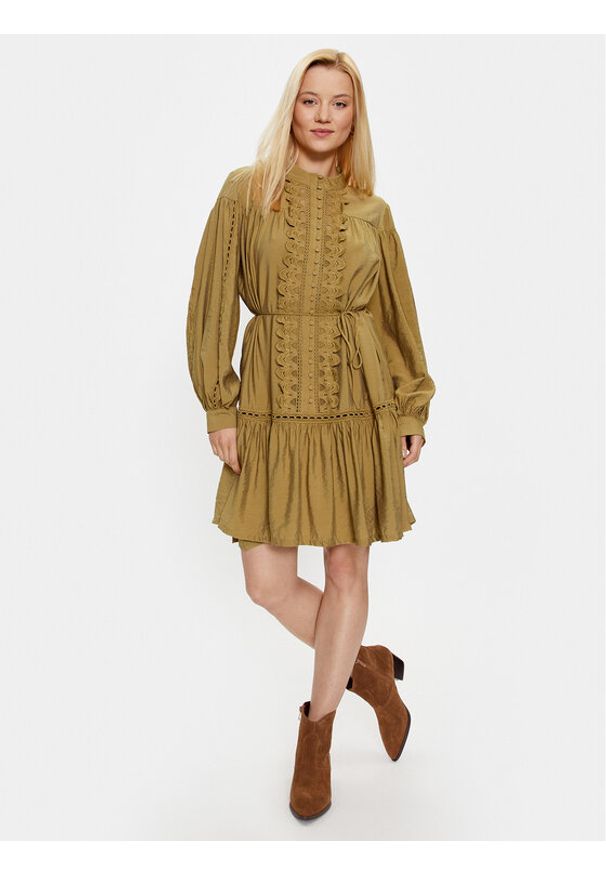 Bruuns Bazaar Sukienka codzienna Karla BBW3388 Zielony Regular Fit. Okazja: na co dzień. Kolor: zielony. Materiał: wiskoza. Typ sukienki: proste. Styl: casual