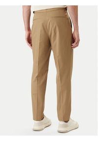 BOSS Spodnie materiałowe 50556704 Khaki Regular Fit. Kolor: brązowy. Materiał: bawełna #4