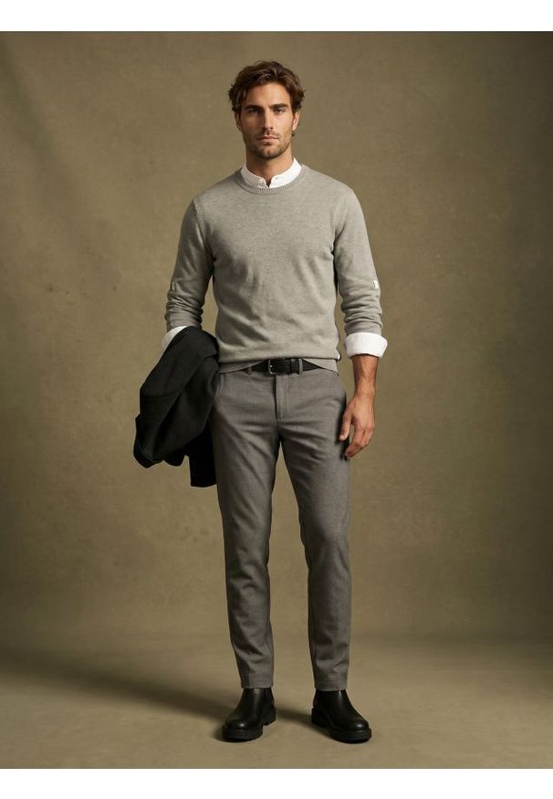 Sinsay - Spodnie chino slim fit z domieszką wiskozy - szary. Kolor: szary. Materiał: wiskoza