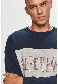 Pepe Jeans - Bluza bawełniana Ismael. Typ kołnierza: bez kaptura. Kolor: niebieski. Materiał: bawełna. Wzór: nadruk #3