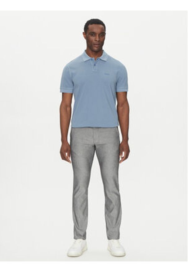 BOSS Spodnie materiałowe 50536834 Szary Slim Fit. Kolor: szary. Materiał: bawełna