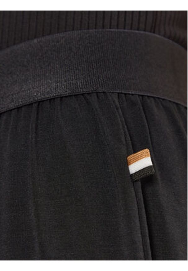 BOSS - Boss Spodnie dresowe Bea 50525712 Czarny Relaxed Fit. Kolor: czarny. Materiał: dresówka