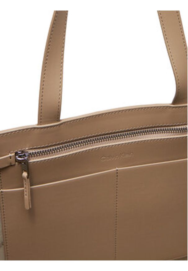 Calvin Klein Torebka Ck Mixmedia Shopper_Mono K60K613166 Beżowy. Kolor: beżowy. Materiał: skórzane