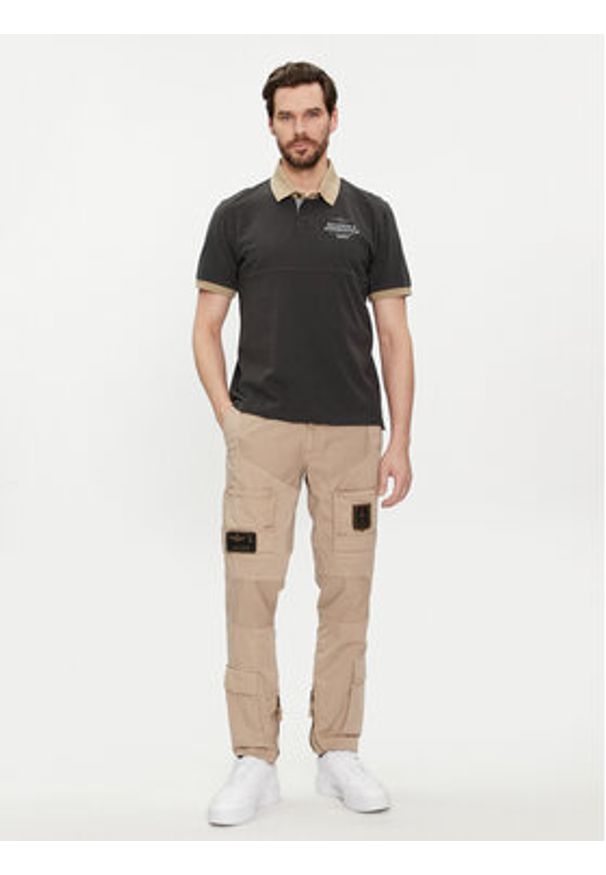 Aeronautica Militare Polo 241PO1756J584 Szary Regular Fit. Typ kołnierza: polo. Kolor: szary. Materiał: bawełna
