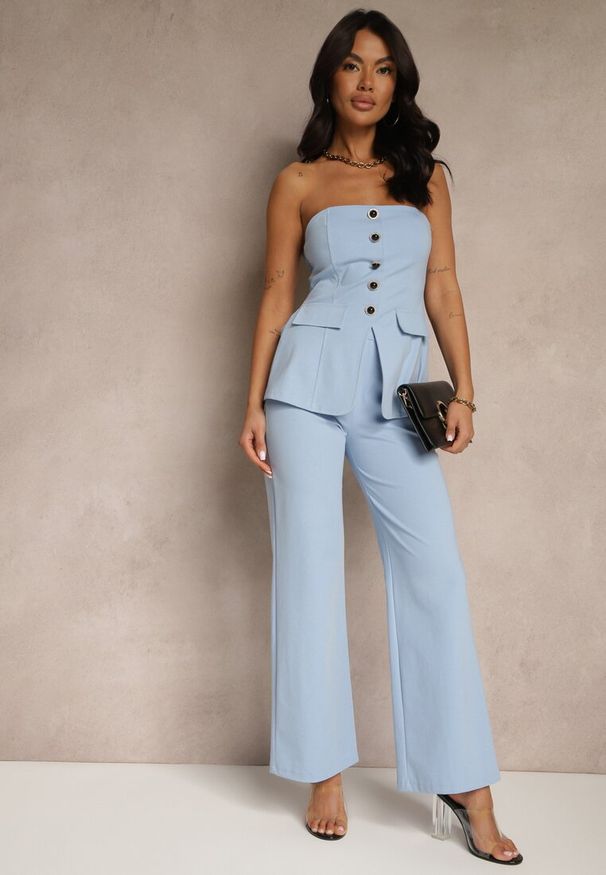Renee - Niebieski Komplet Top Bandeau Zdobiony Guzikami i Spodnie o Szerokim Kroju Palarienna. Kolor: niebieski. Wzór: aplikacja