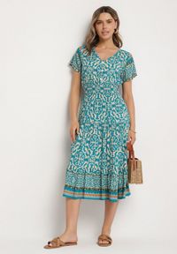 Born2be - Jasnozielona Bawełniana Sukienka z Guzikami i Ornamentnym Wzorem Zisselle. Kolor: zielony. Materiał: bawełna #7