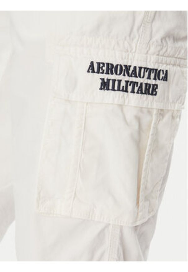 Aeronautica Militare Szorty materiałowe 251BE066CT1122 Biały Regular Fit. Kolor: biały. Materiał: bawełna