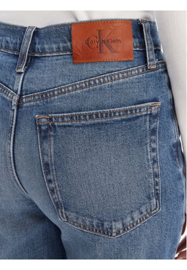 Calvin Klein Jeans Jeansy LV047E907G Niebieski Taper Fit. Kolor: niebieski