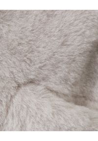 ALMAROSAFUR - Szary płaszcz ze skóry owczej Claire. Typ kołnierza: golf. Kolor: szary. Materiał: skóra. Styl: klasyczny #3