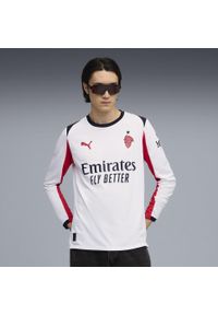 Puma - Męska koszulka wyjazdowa z długim rękawem AC Milan 25/26 PUMA. Kolor: czerwony, biały, wielokolorowy. Długość rękawa: długi rękaw. Długość: długie. Sport: piłka nożna