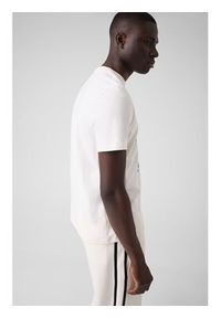 Guess T-Shirt 183448 Biały Classic Fit. Kolor: biały #2