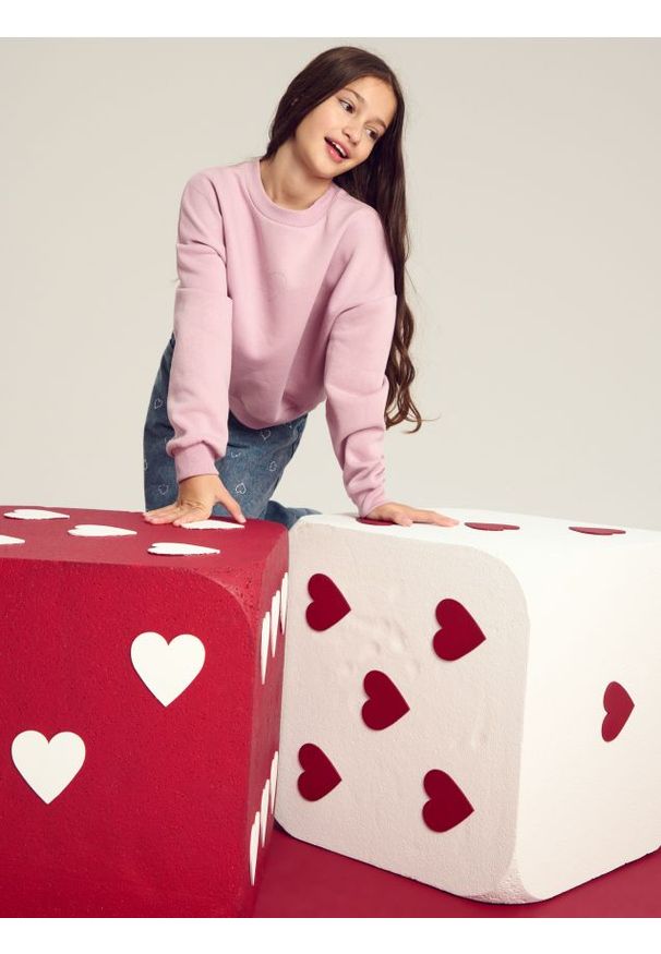 Sinsay - Bluza crewneck z ozdobnymi dżetami - różowy. Kolor: różowy