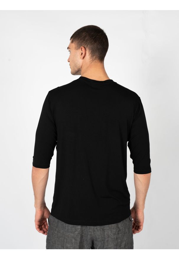 La Haine Inside Us T-shirt | 3M LM152 | Mężczyzna | Czarny. Okazja: na co dzień. Kolor: czarny. Materiał: elastan. Styl: klasyczny, casual