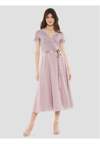 Swing Sukienka koktajlowa 5AE10300 Różowy Regular Fit. Kolor: różowy. Materiał: syntetyk. Styl: wizytowy #1