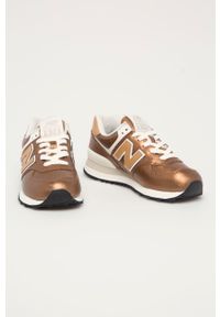 New Balance - Buty WL574PT2. Nosek buta: okrągły. Zapięcie: sznurówki. Kolor: brązowy. Materiał: guma. Model: New Balance 574