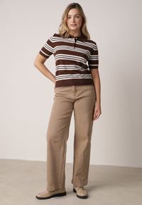 Born2be - Brązowy T-shirt Typu Polo z Wiskozą Ozdobiony Guzikami i Paskami Esefia. Okazja: na co dzień. Typ kołnierza: polo. Kolor: brązowy. Materiał: wiskoza. Wzór: aplikacja. Styl: casual #6