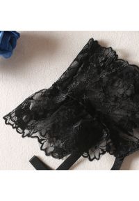 Intica - Komplet haftowanej bielizny na specjalne okazje Pelagheia. Kolor: czarny. Materiał: tkanina, materiał. Wzór: haft #3