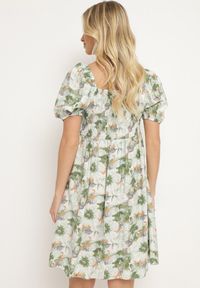 Born2be - Zielona Sukienka z Bufiastymi Rękawami i Wiązaniem przy Dekolcie z Gumką na Plecach Vikninna. Okazja: na randkę, na co dzień. Kolor: zielony. Materiał: jeans. Wzór: kwiaty, aplikacja. Sezon: lato. Styl: casual #7