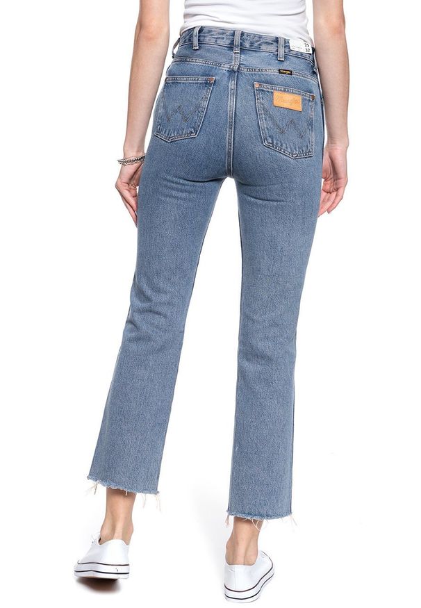 Wrangler - WRANGLER RETRO STRAIGHT CROP SUNSET BLUE W27YGF26R 112128214. Styl: retro