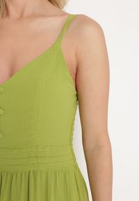 Born2be - Zielona Sukienka na Regulowanych Ramiączkach z Gumką w Pasie Ebisina. Okazja: na co dzień. Kolor: zielony. Długość rękawa: na ramiączkach. Sezon: lato. Styl: elegancki, casual #7